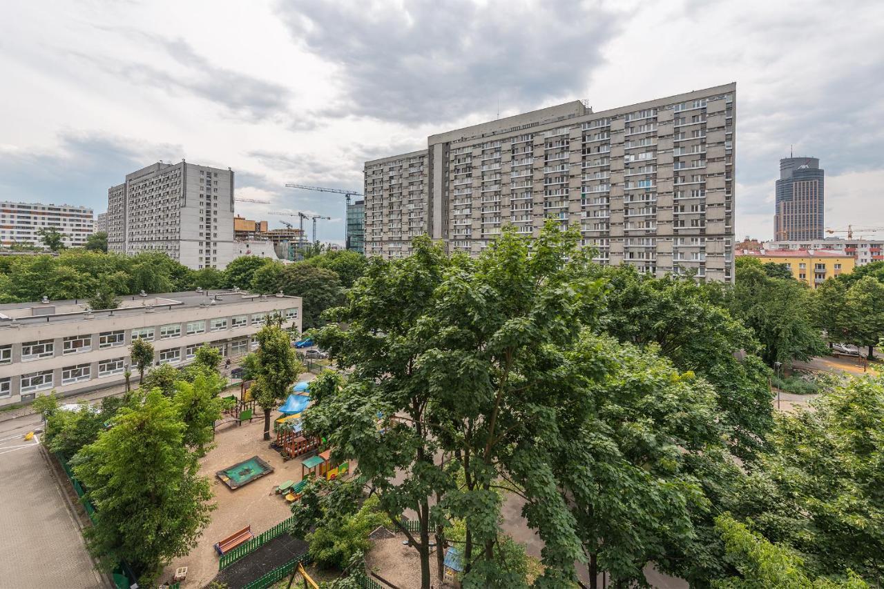 Hala Mirowska Apartments Varşovia Exterior foto
